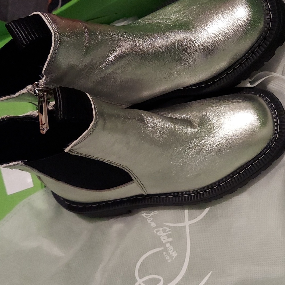 Sam Edelman Laguna Kids Chelsea Boot - Picture 2 of 8